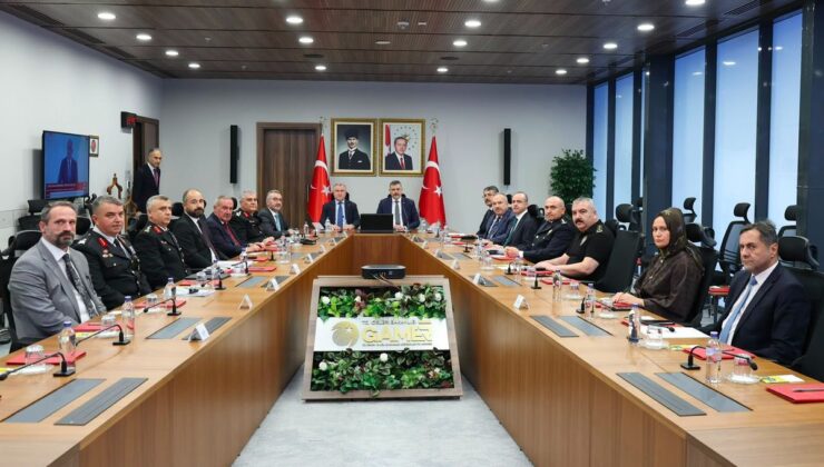 Bakanlar Çiftçi ve Bak, üniversite ve öğrenci yurtlarında alınacak güvenlik tedbirlerini değerlendirdi