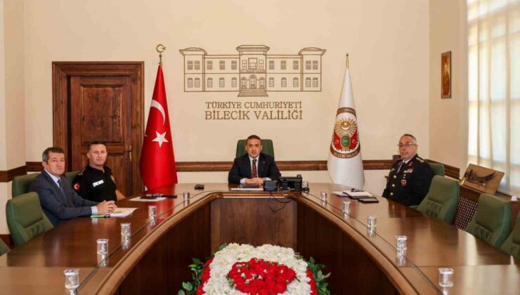 Bilecik’te okul güvenliği toplantısına 80 il valisi ve 81 il emniyet müdürü katıldı