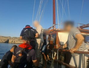 Bodrum açıklarında yatta yaralanan kişinin tıbbi tahliyesi gerçekleştirildi