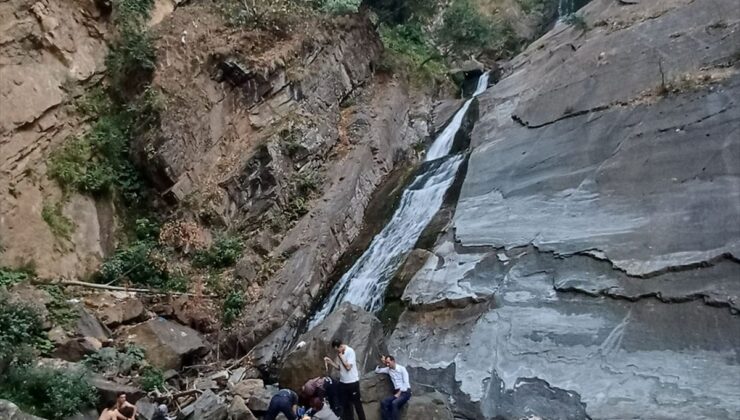 Bursa’da Şelale Kenarında Düşen Kadın Hayatını Kaybetti