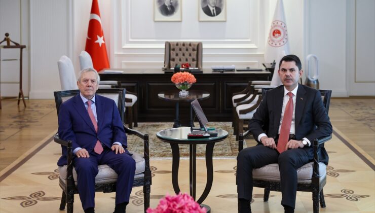 Çevre Bakanı Kurum, Fenerbahçe Başkanı Aziz Yıldırım’ı Bakanlıkta ağırladı