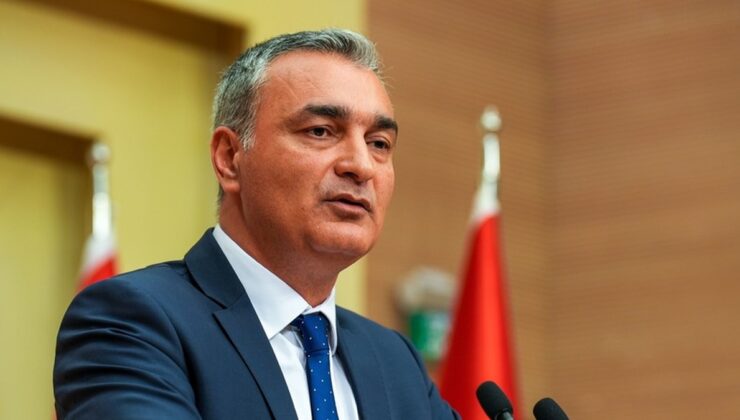 CHP ve Yeni Parti, gözaltındaki üyeler için Üsküdar’daki başkan vekilliği seçimine katılmadı