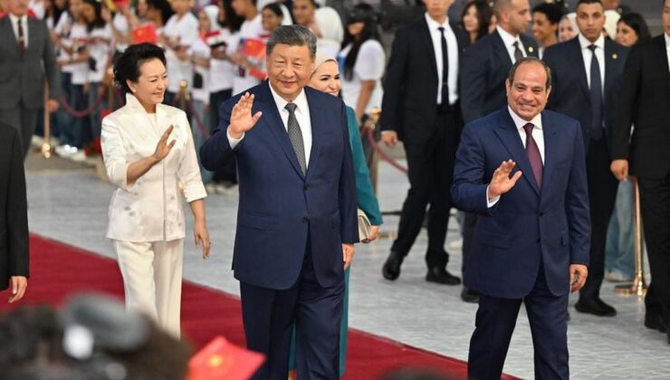Çin Cumhurbaşkanı Xi Jinping Mısır’a Resmi Ziyarette Bulunuyor