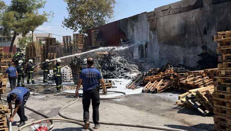 Denizli’de Palet Fabrikasında Yangın Söndürüldü