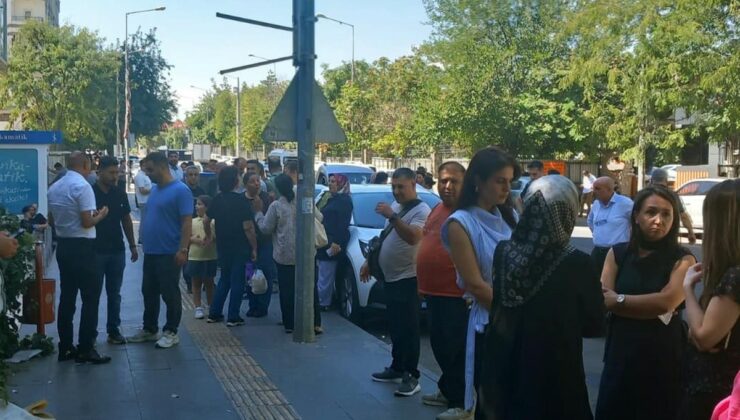 Deprem nedeniyle Şanlıurfa’da eğitime 1 gün ara verildi