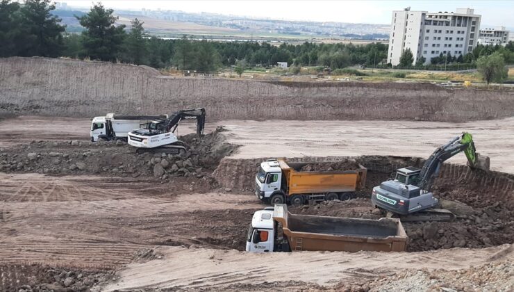 Dicle Üniversitesi’nin 600 yataklı hastane projesinde zemin etüdü tamamlandı