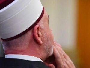 Diyanet’te dikkat çeken atamalar: Çok sayıda müftü görevden alındı