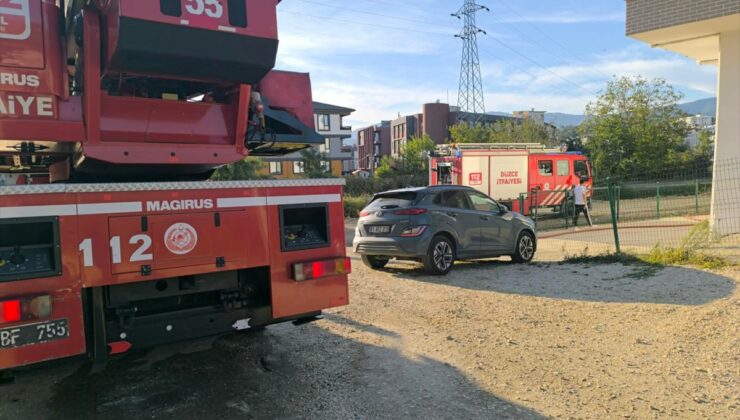 Düzce’de 4 katlı binanın zemin katındaki yangın söndürüldü, evde hasar oluştu