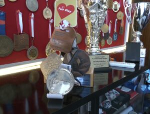 Gençlik ve Spor Bakanlığı engelli milli yüzücülerden 2011 ödüllerinin iadesini istedi