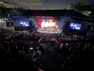 Grammy ödüllü Gipsy Kings, Harbiye’de Historia 2026 Tour kapsamında konser verdi