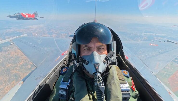 Hava Kuvvetleri Komutanı’ndan yılın ilk uçuşu