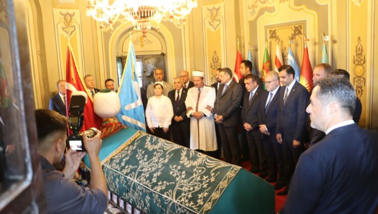 İçişleri Bakanı Çiftçi, Söğüt’te Ertuğrul Gazi Türbesi’ni Ziyaret Etti