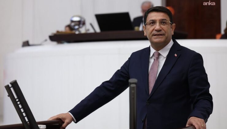 İdris Şahin’den eğitim maliyetlerine tepki: Kendi şatafatlarına bütçe bulanlar, öğrencinin boş beslenme çantasına göz yumuyorlar