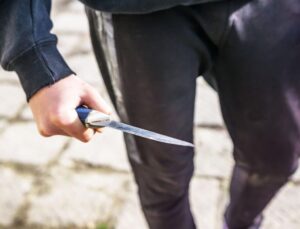 İstanbul’da dehşet! Doktoru bıçakladı, ardından intihara kalkıştı