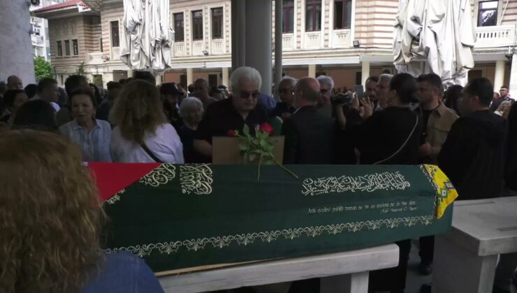 Kanser tedavisi gören Gülsen Tuncer için Şişli Camisi’nde cenaze namazı kılındı