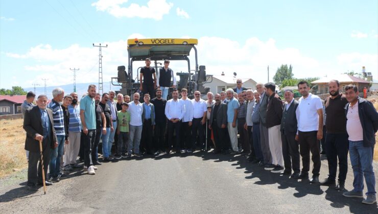 Karlıova’da köy yollarına asfalt