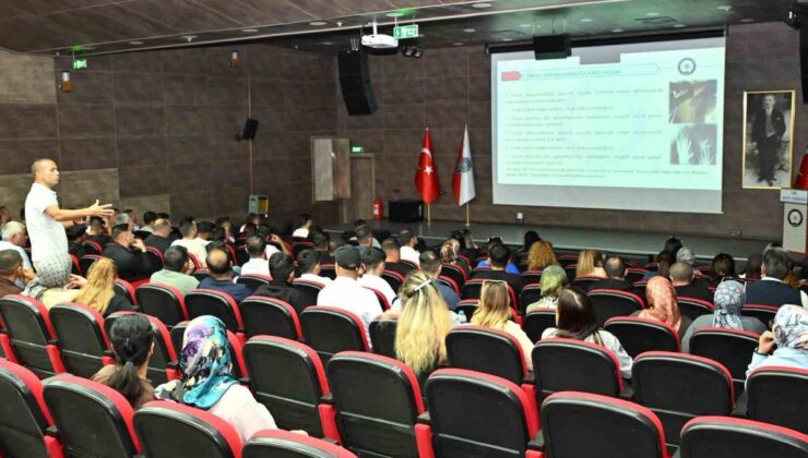 Kars Emniyeti, gençlik ve spor alanları ile okullardaki 211 personele eğitim verdi