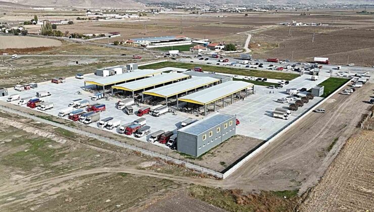 Kayseri Ticaret Borsası canlı hayvan pazarı şap hastalığı nedeniyle geçici kapatıldı