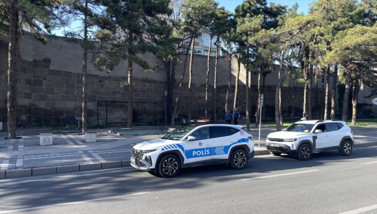 Kayseri’de arkadaşlar arasındaki kavgada 1 kişi bıçakla yaralandı