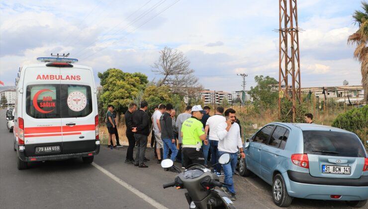 Kilis’te otomobil ile motosiklet çarpıştı, 1’i ağır 2 kişi yaralandı.