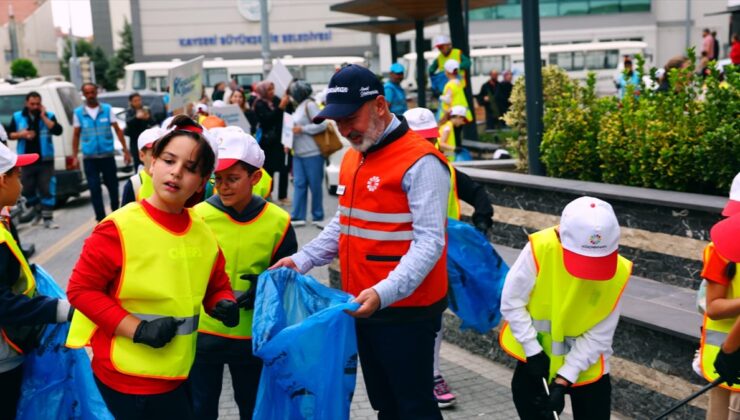 Kocasinan Belediye Başkanı Çolakbayrakdar, Dünya Temizlik Günü’nde çevre çağrısı yaptı