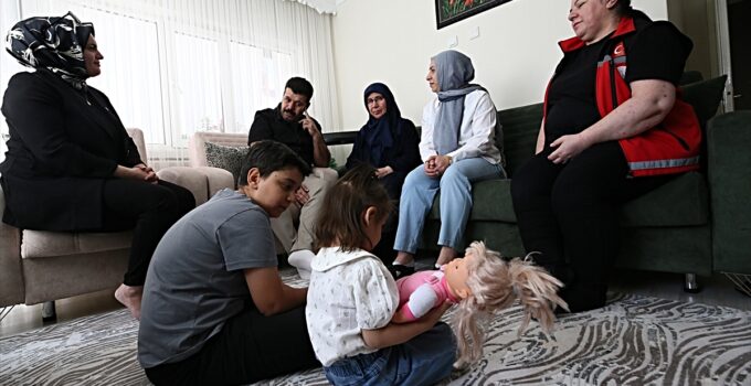 Koruyucu aile oldular, yuvalarına “Bahar” geldi