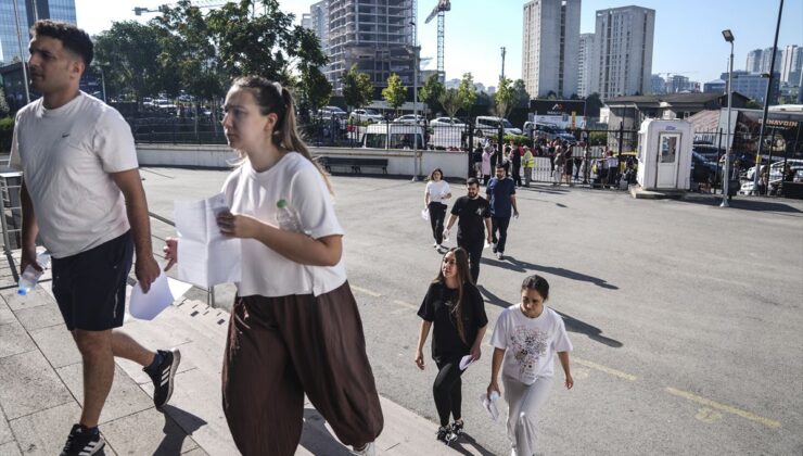 KPSS Lisans Oturumu 4 Kentte Başladı