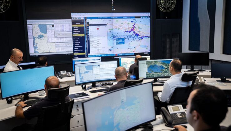 Marmara’da Gemi Kazası: Arama Çalışmaları Sürüyor