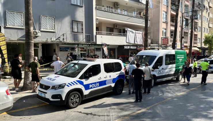 Mersin’de eşini tabancayla öldüren kişi aynı silahla intihar etti