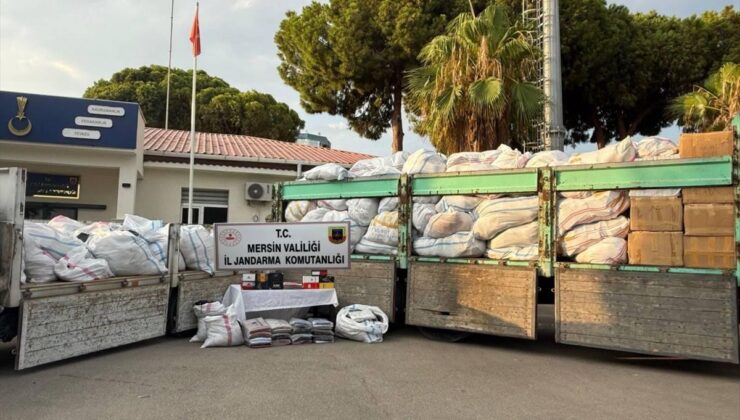 Mersin’de giyim malzemesi kaçakçılığı yapan 2 şüpheli yakalandı