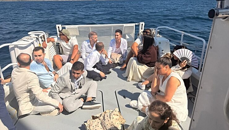 Muğla Milas açıklarında yelkenli teknede 4’ü çocuk 12 düzensiz göçmen yakalandı