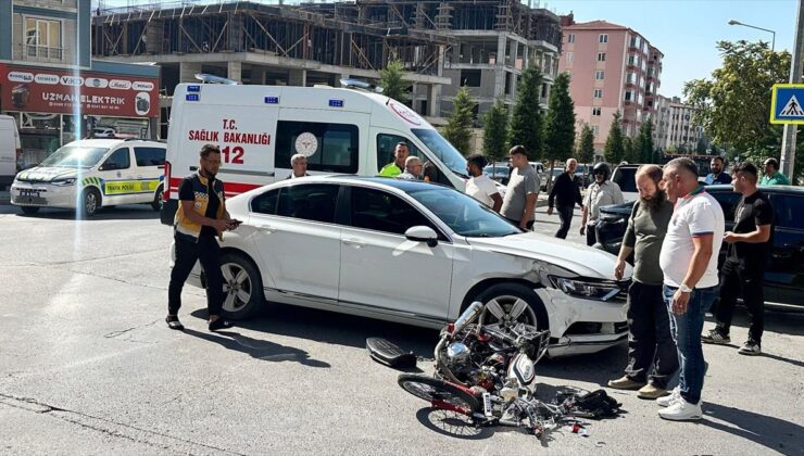 Niğde’de Motosiklet ile Otomobil Çarpıştı: 1 Yaralı