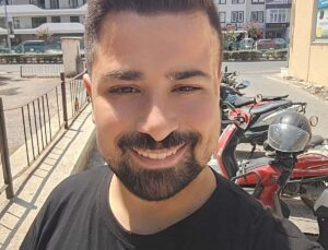 Otomobille kamyonet çarpıştı: 1 ölü, 2 yaralı