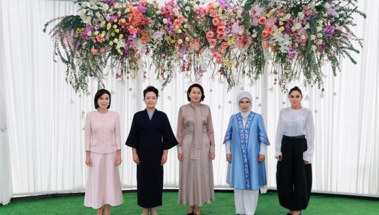 Peng Liyuan, Kırgızistan’da ŞİÖ Zirvesi kapsamında düzenlenen etkinliğe katıldı