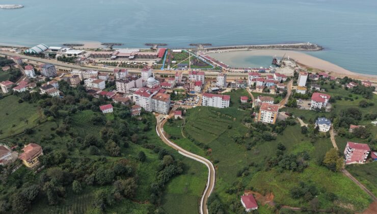 Rize İyidere’de sel temizliği nedeniyle 8 eğitim kurumunda eğitime 1 gün ara verildi