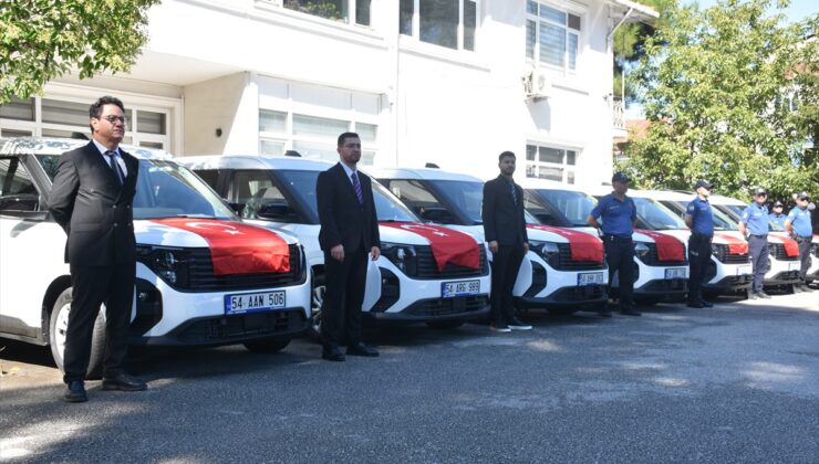 Sakarya Emniyet Müdürlüğü filosuna 28 araç katıldı, 10 yaşını dolduranlar yenilendi