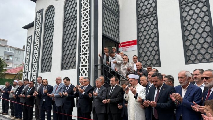 Sinop Durağan’da Merkez Yeni Cami, Türkiye Diyanet Vakfı katkılarıyla ibadete açıldı