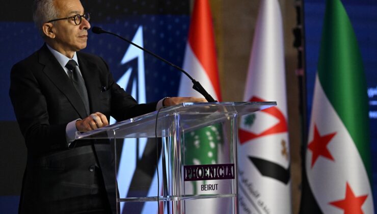 Suriye’den 6 bakanın katıldığı Lübnan-Suriye Yatırım Forumu Beyrut’ta düzenlendi