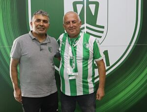 Tek başına gittiği deplasmandan ömür boyu kombineyle döndü