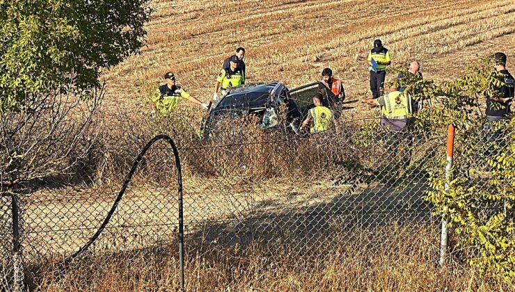 Tekirdağ Ergene’de tarlaya devrilen otomobilde Ayşe Çolakoğlu öldü, 2 kişi yaralandı