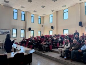 Tekirdağ Malkara’da üreticilere sarı cücelik için 15 Kasım’dan sonra ekim uyarısı yapıldı