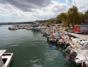 Tekirdağ’da poyraz deniz ulaşımını olumsuz etkiledi