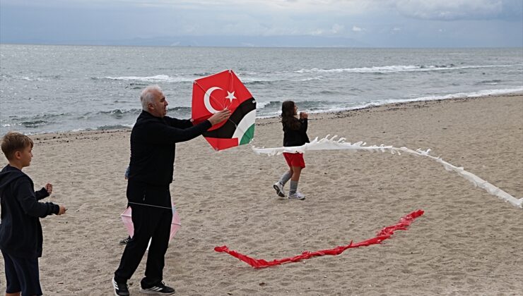 Tekirdağ’da uçurtmalar Gazzeli çocuklar için uçuruldu