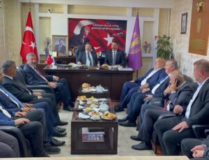 TŞOF Başkanı Yiğiner Ardahan’da esnafla buluştu, TESK adaylığını duyurdu