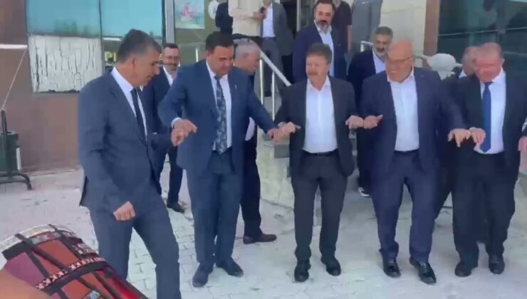 Van’da VESOB, 30 Eylül’deki TESK seçiminde Yiğiner’i destekleyeceğini açıkladı