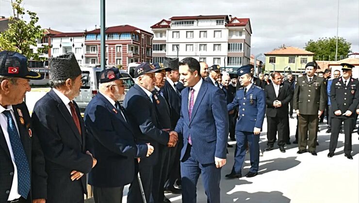 Yozgat Sorgun’da 19 Eylül Gaziler Günü için çelenk töreni düzenlendi