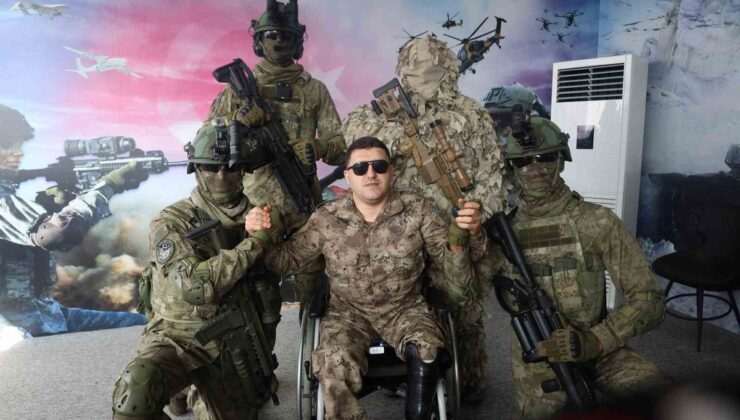 2. Karabağ Savaşı gazisi Taleh Camalov, TEKNOFEST Güneydoğu’da askerlerle buluştu