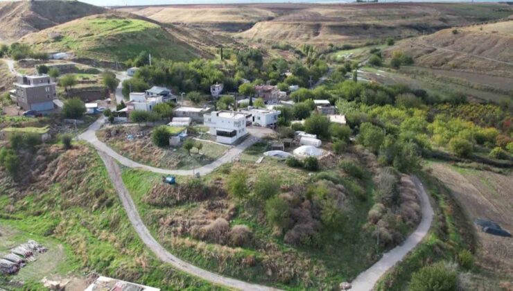 Adıyaman Boztepe köyünde güneş panelleri zarar görünce 200 kişi bir aydır susuz kaldı