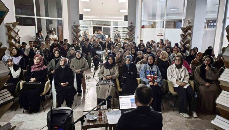 Afyonkarahisar’da gençlere kutsal mekânlar ‘Dört Mabed Bir Ümmet’ ile anlatıldı