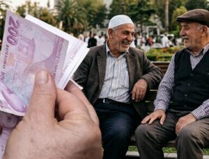 AK Parti düzenleme için harekete geçti! Yıl sonunda emekliye enflasyon farkı ve refah payı gündemde